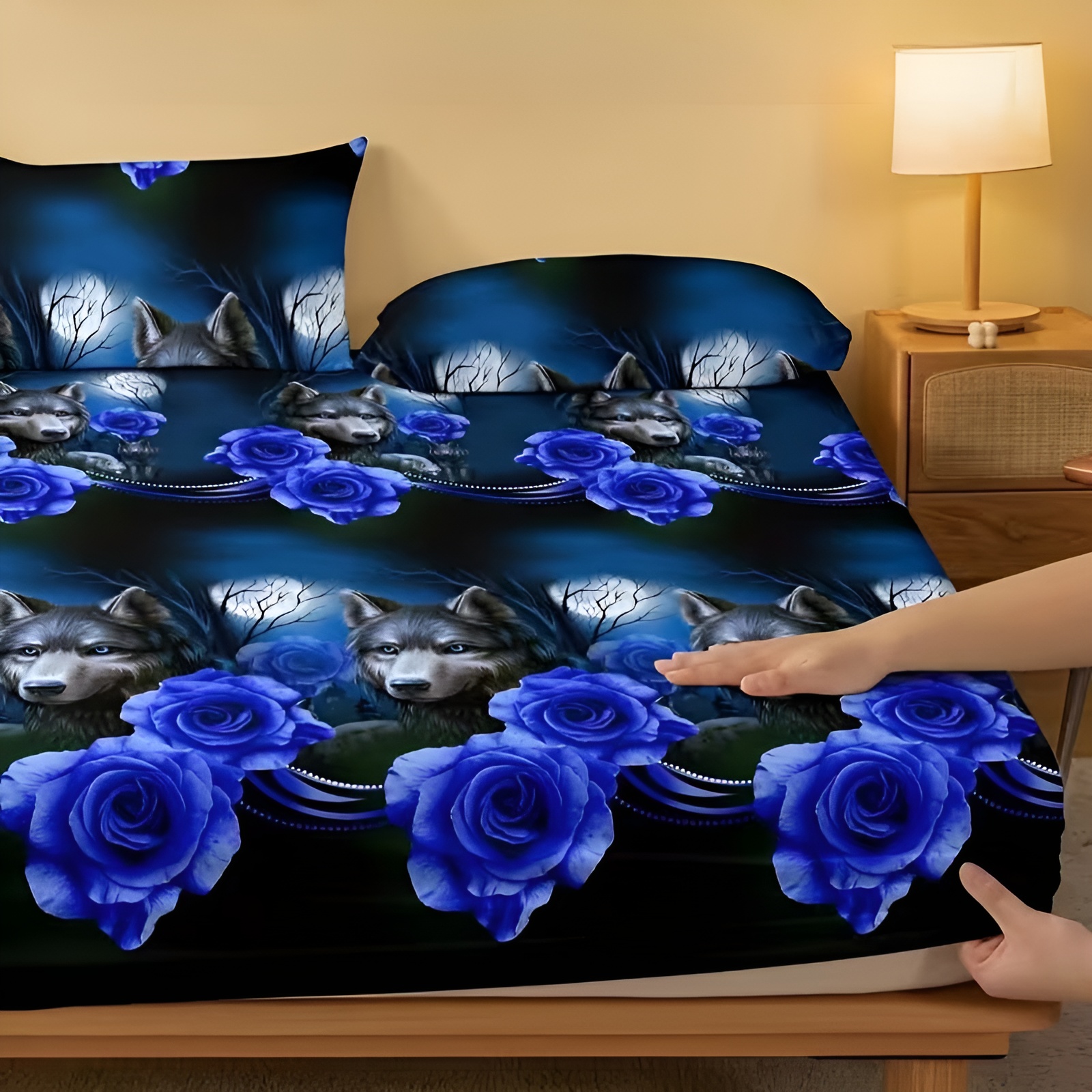 Modern Botanical Wolf Pattern Fitted Sheet