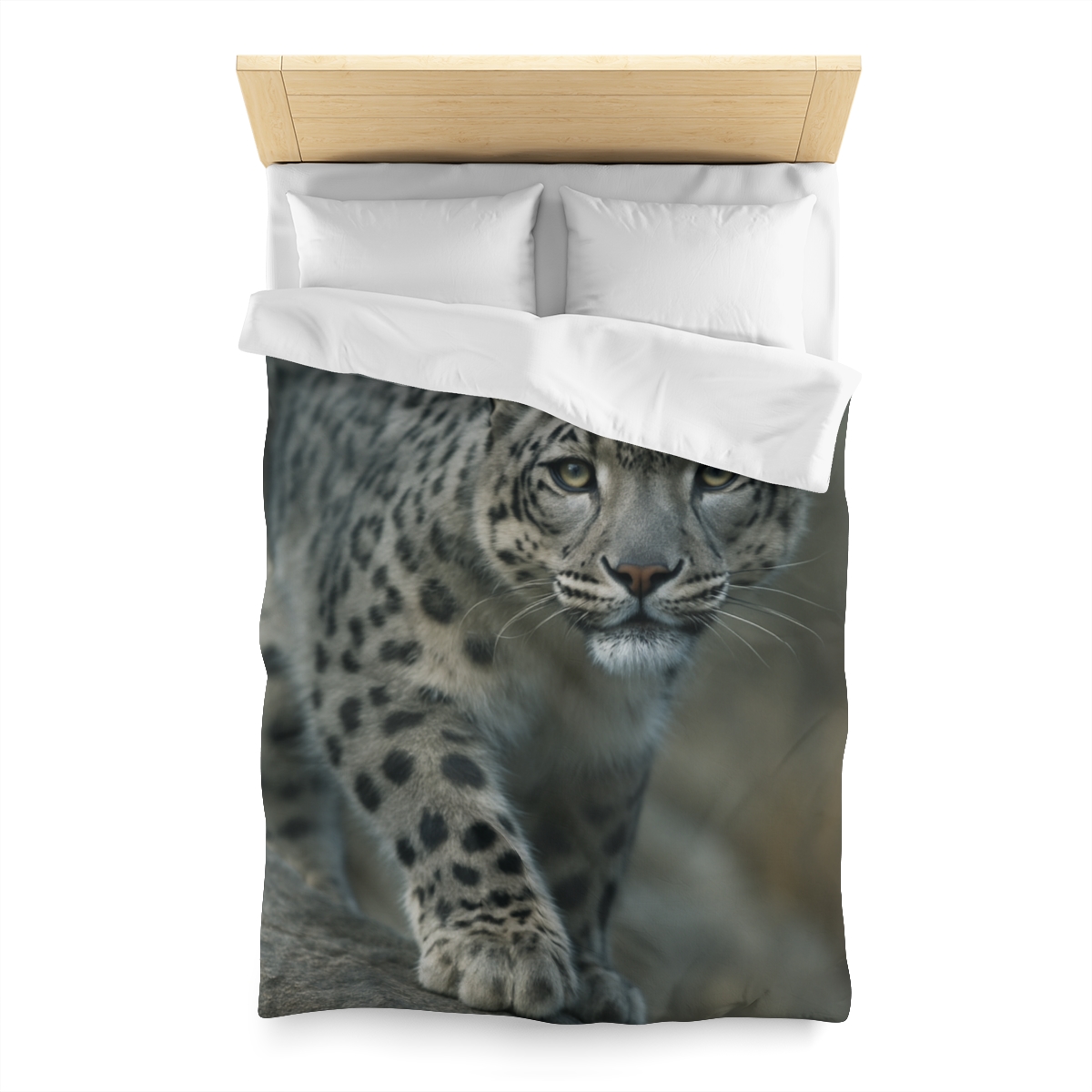 Starlit Sprint Snow Leopard soft comforter duvets