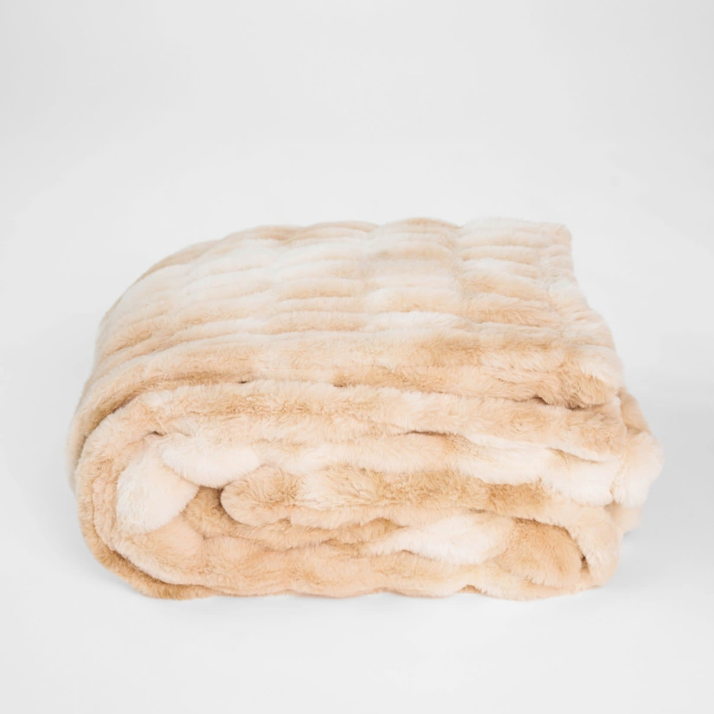 Plush Textured Faux Fur Blanket