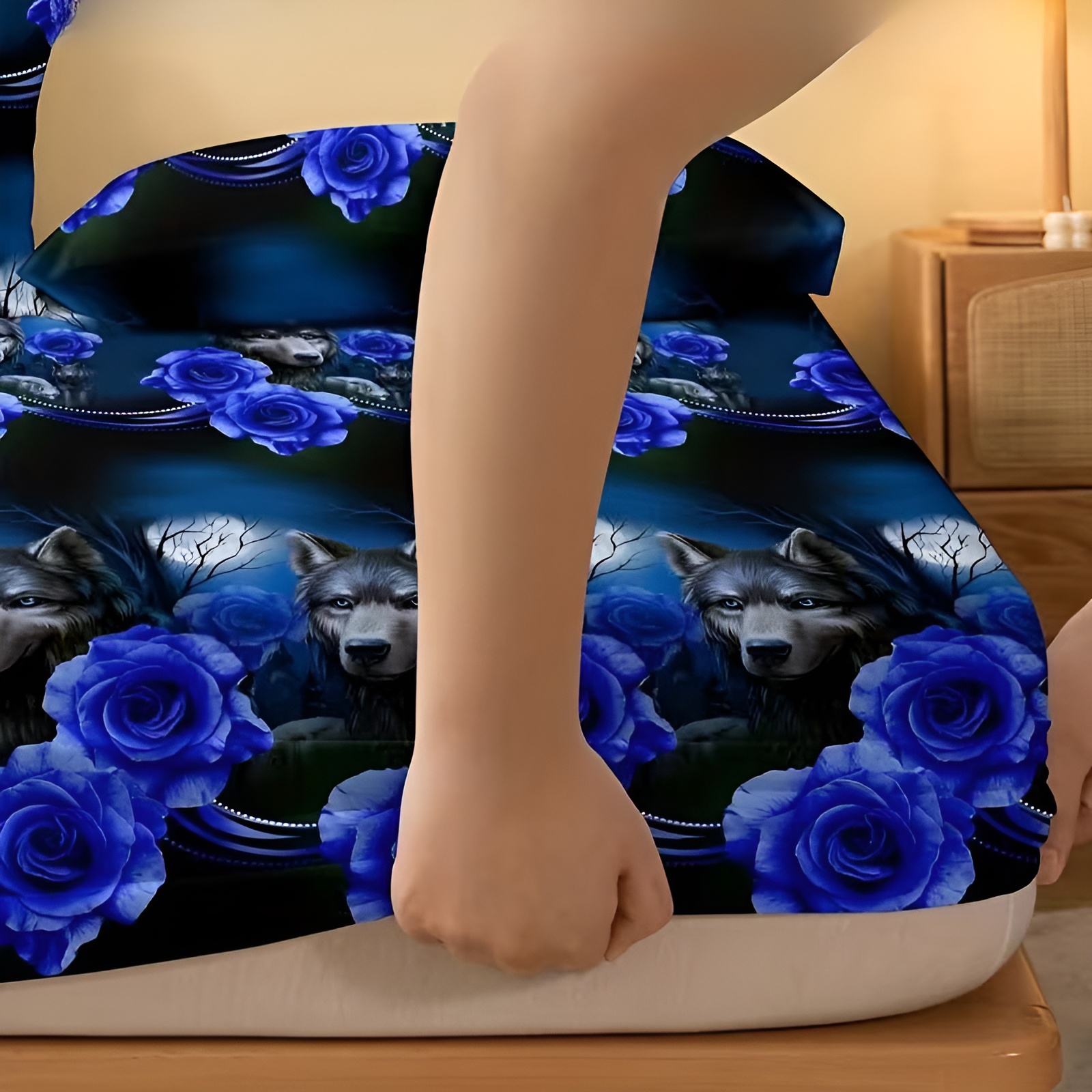 Modern Botanical Wolf Pattern Fitted Sheet