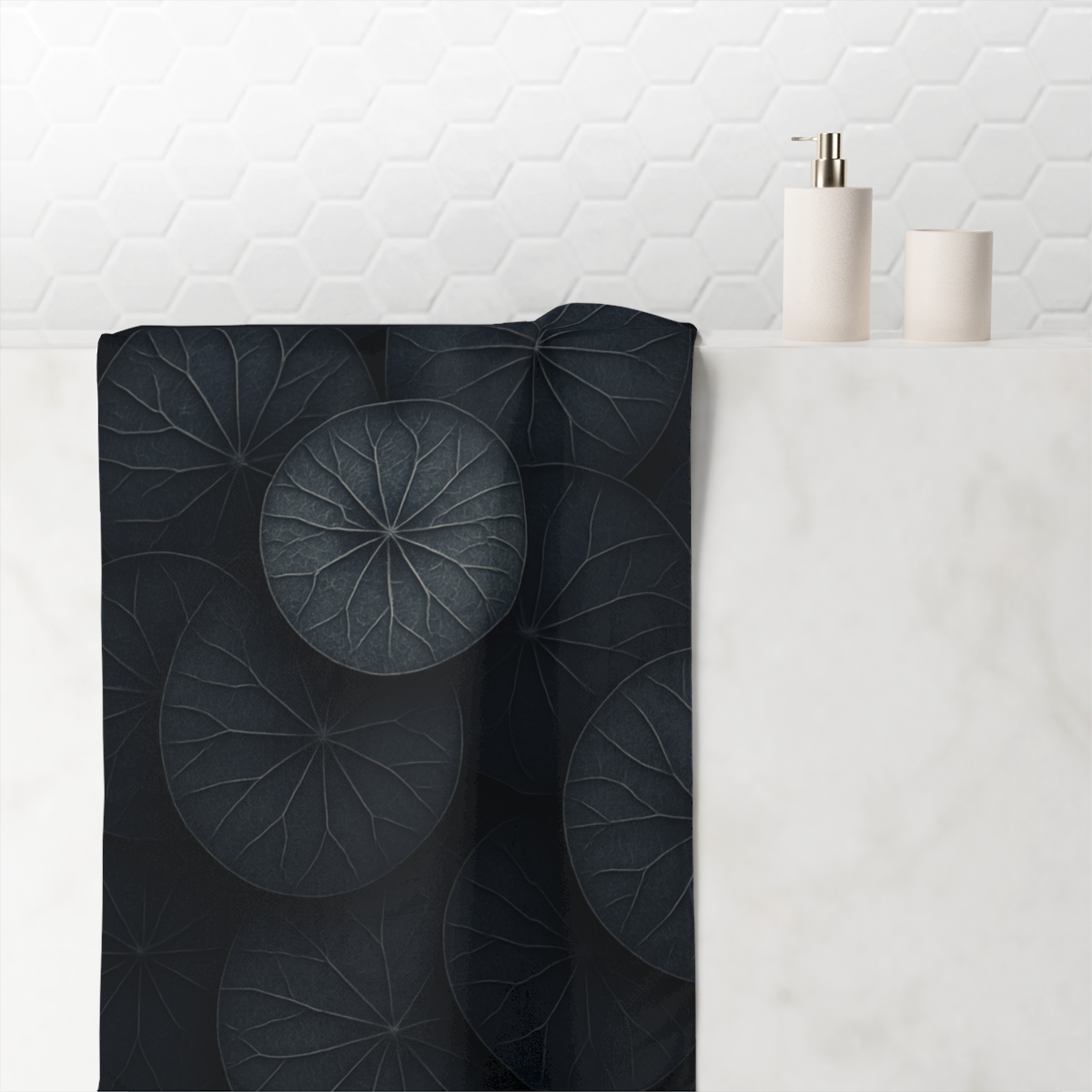 Circular Leaf Vein Geometry comfortable face towels
