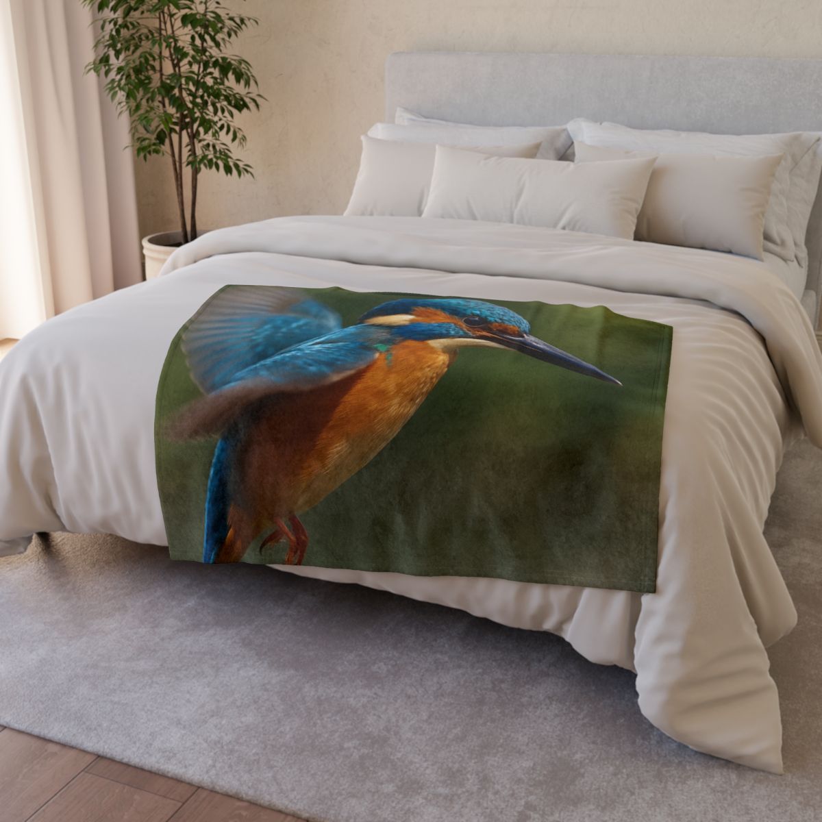 Kingfisher Sapphire Dive stylish throw blankets