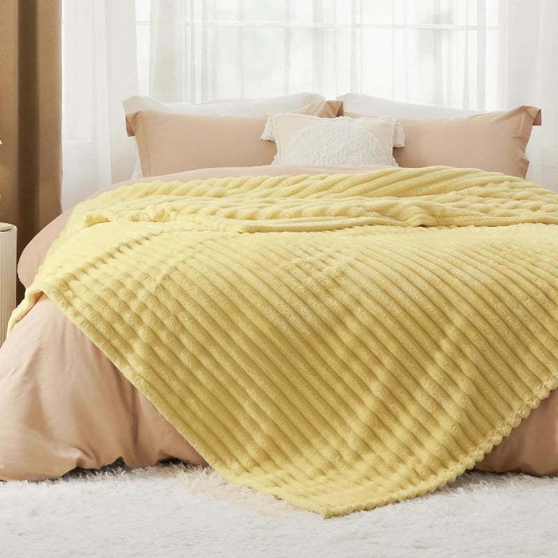 Cozy Stripe Pattern Flannel Fleece Blanket