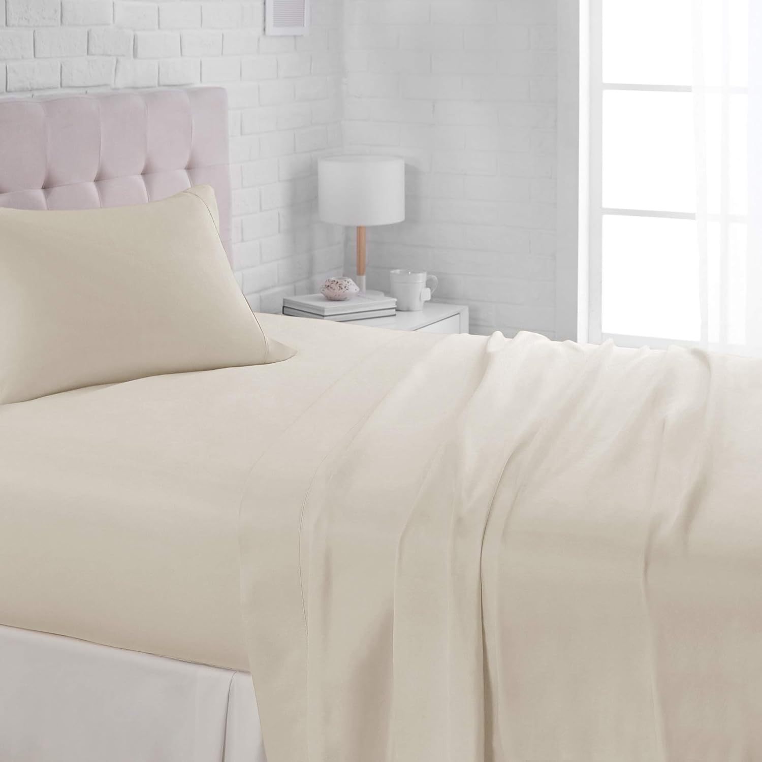 Lightweight Soft Microfiber Bed Sheet Set