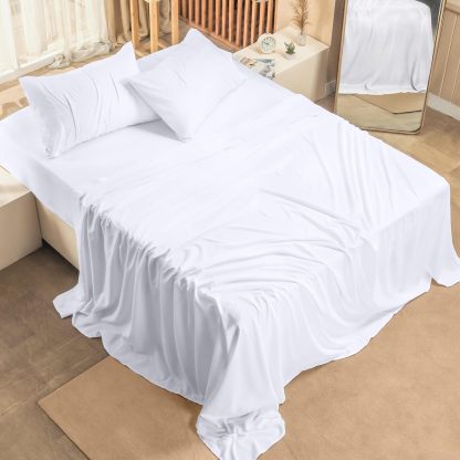 Luxurious Bedsheet Set With Deep Pocket Design