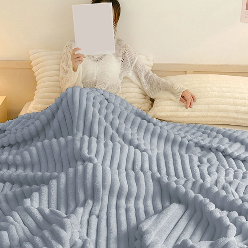 Super Soft And Warm Faux Fur Throw Blanket