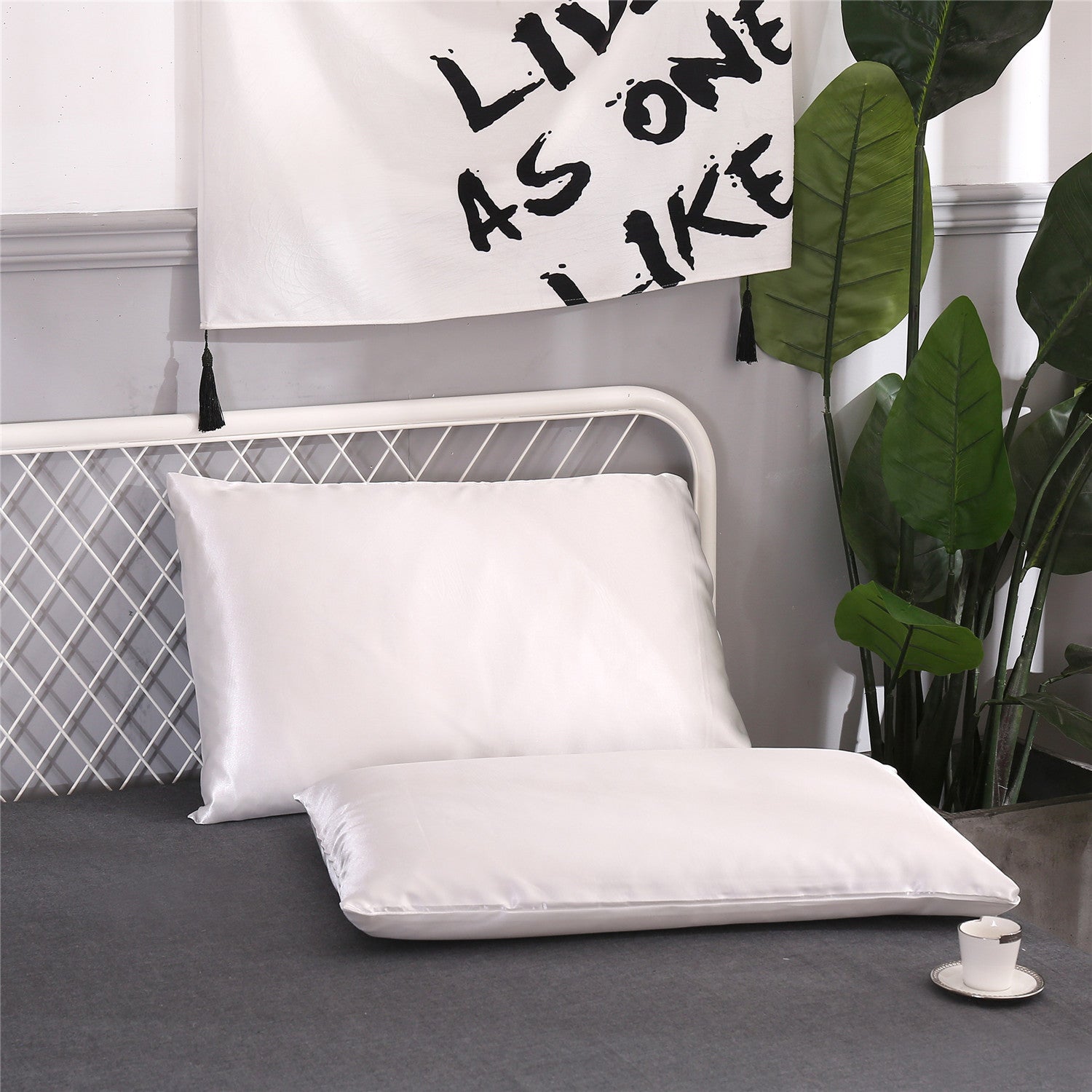 Set Of 2 Satin Silk Pillowcases For Hair And Skin With Envelope Closure