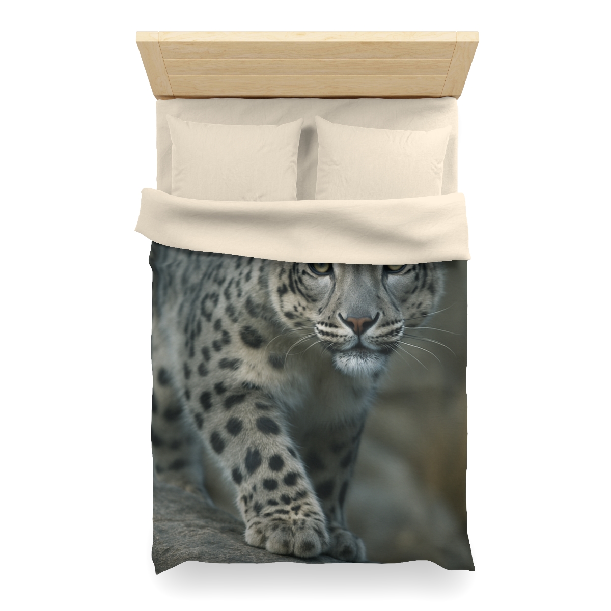 Starlit Sprint Snow Leopard soft comforter duvets