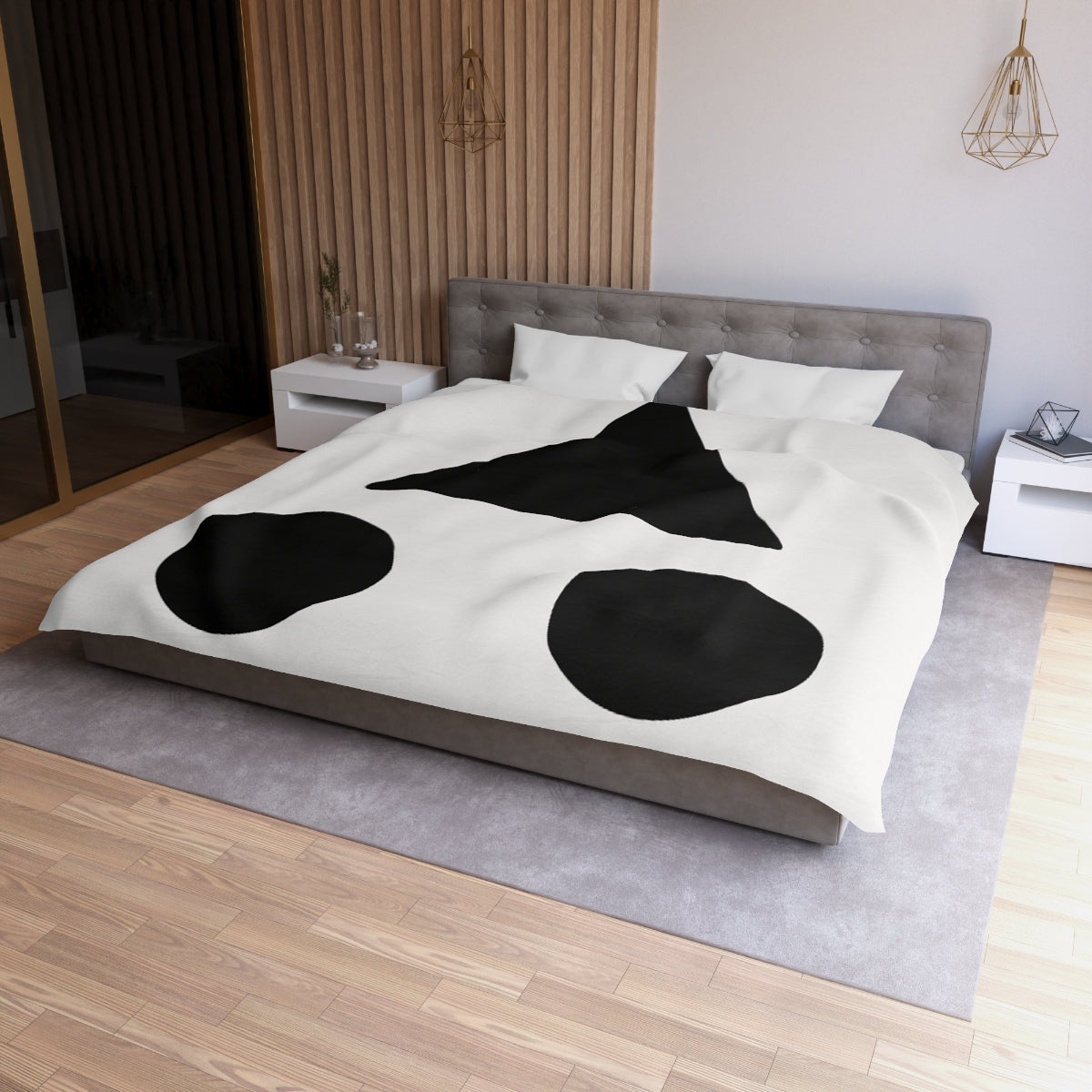 Balanced Triangular Cluster Duvet