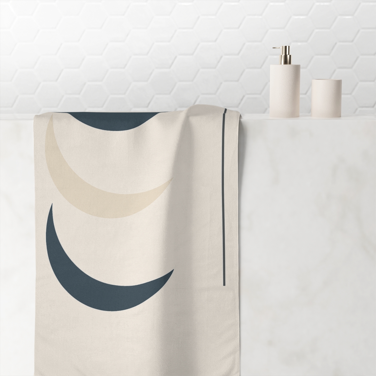 Staggered Crescent Trio soft cotton towels