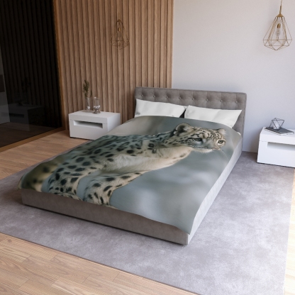 Cliff Phantom Snow Leopard soft comforter duvets