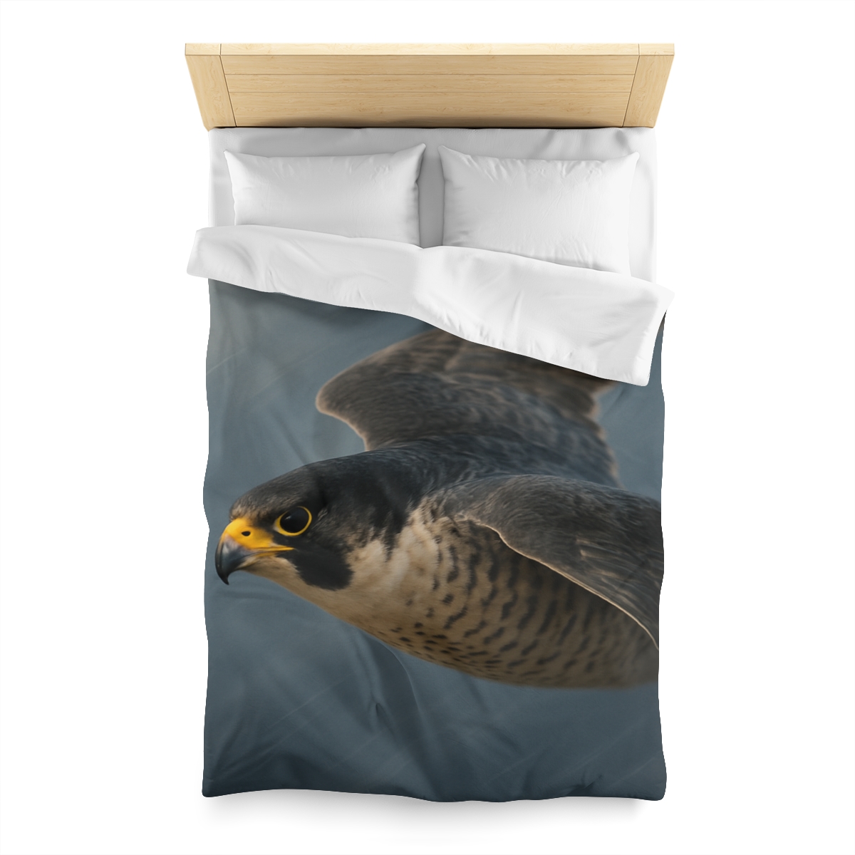 Comet Dive Peregrine Falcon soft comforter duvets
