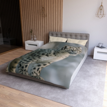 Cliff Phantom Snow Leopard soft comforter duvets
