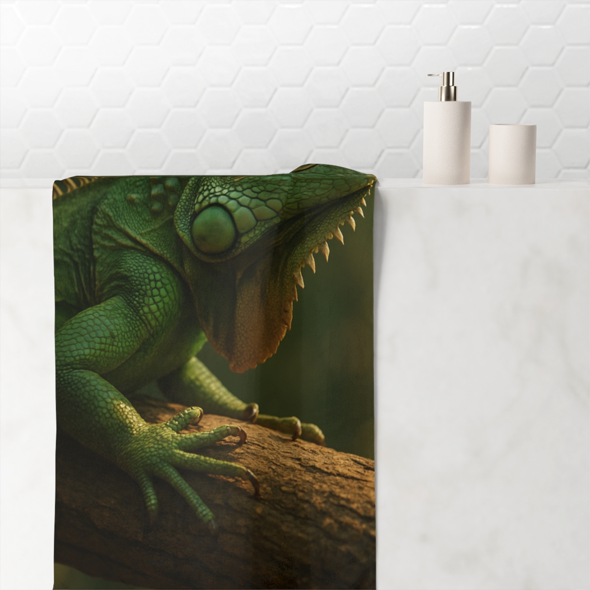 Green Iguana Sun Watcher soft cotton towels