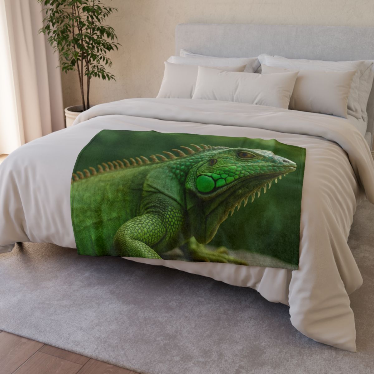 Stone Watcher Green Iguana decorative home blankets