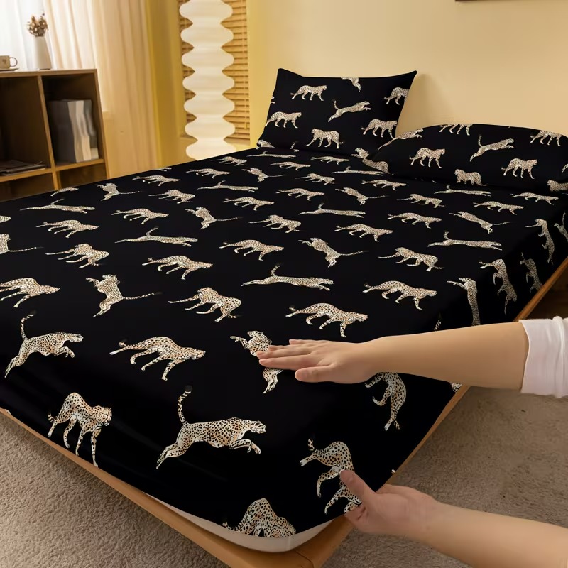 Animal Pattern Bed Mat With Elastic Edges For Mattress Fit