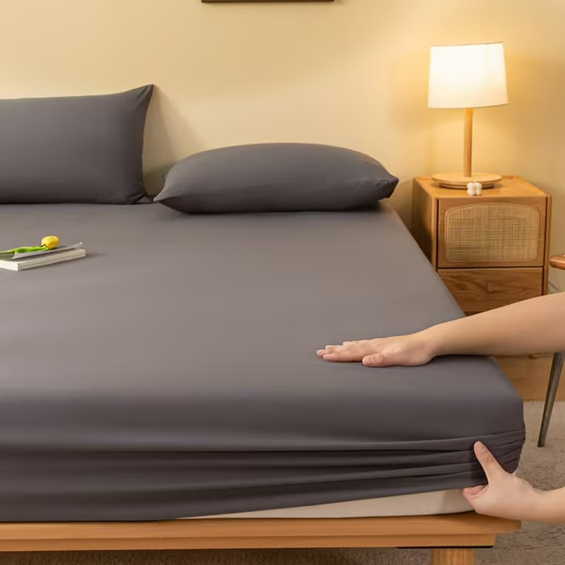 Solid Color Fitted Bedsheet With Deep Pocket
