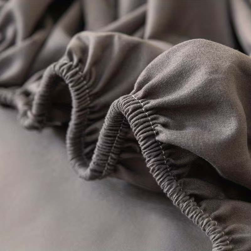 Solid Color Fitted Bedsheet With Deep Pocket