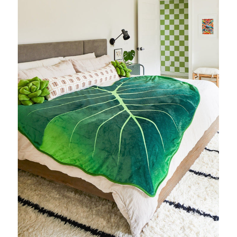Regal Shield Giant Leaf Blanket