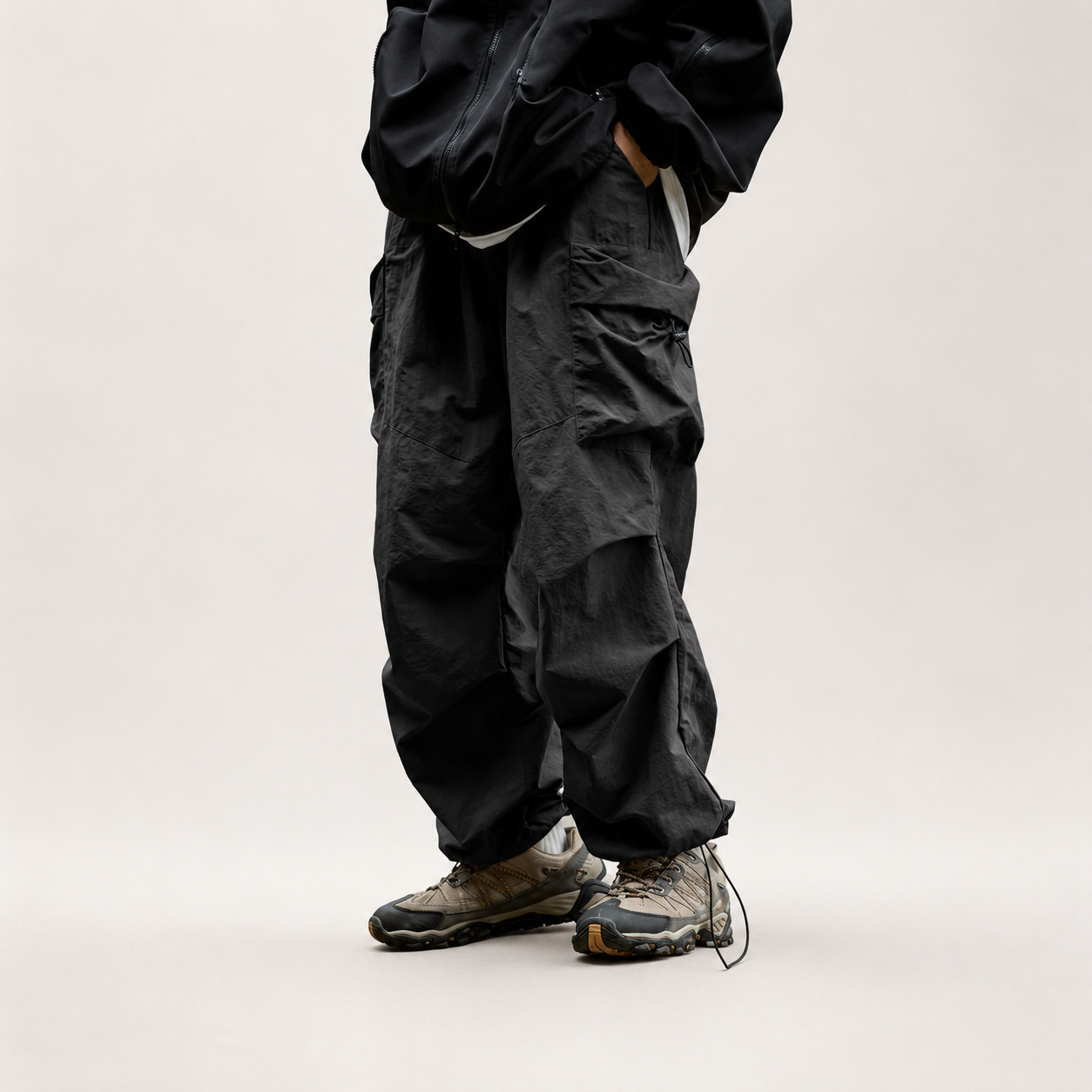 Lightweight Baggy Cargo Parachute Pants With Elastic Waist
