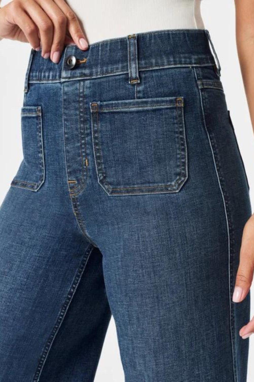Classic Straight Solid Color Pants – waistband detail