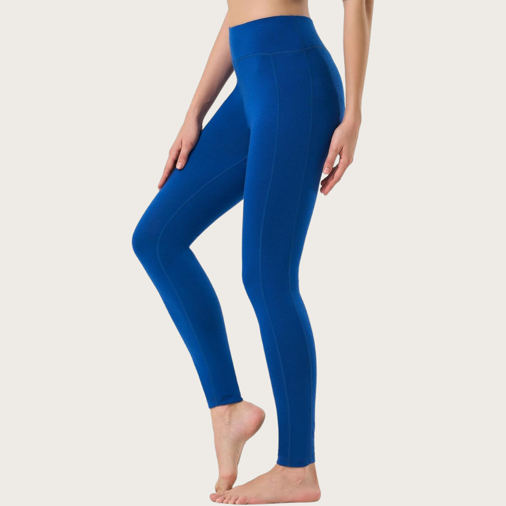 Wool Thermal Leggings For Hiking And Skiing For Women – model wearing view