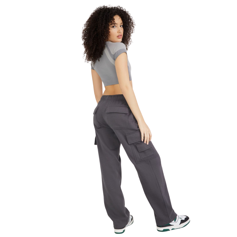 Fleece Cargo Sweatpant – lifestyle view 11