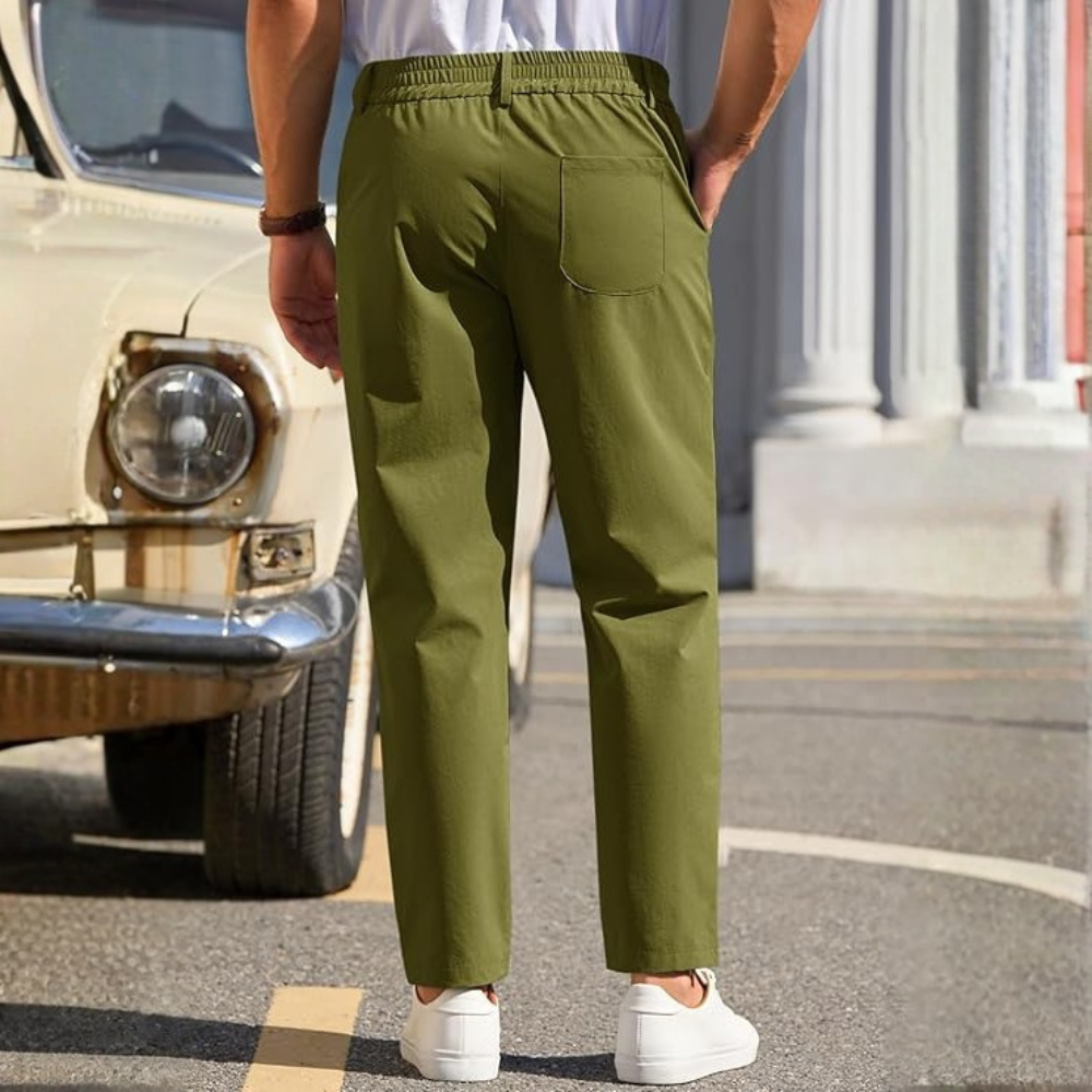 Slim Fit Golf Pants With Stretch Comfort And Cropped Style For Men – lifestyle view 17