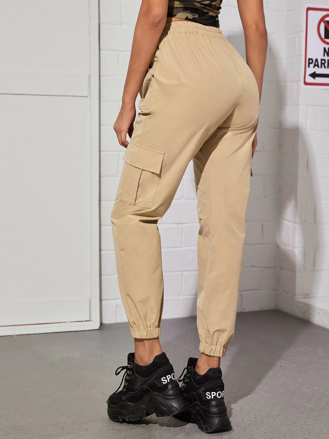 Flap Pocket Side Elastic Waist Cargo Pants – back view detail