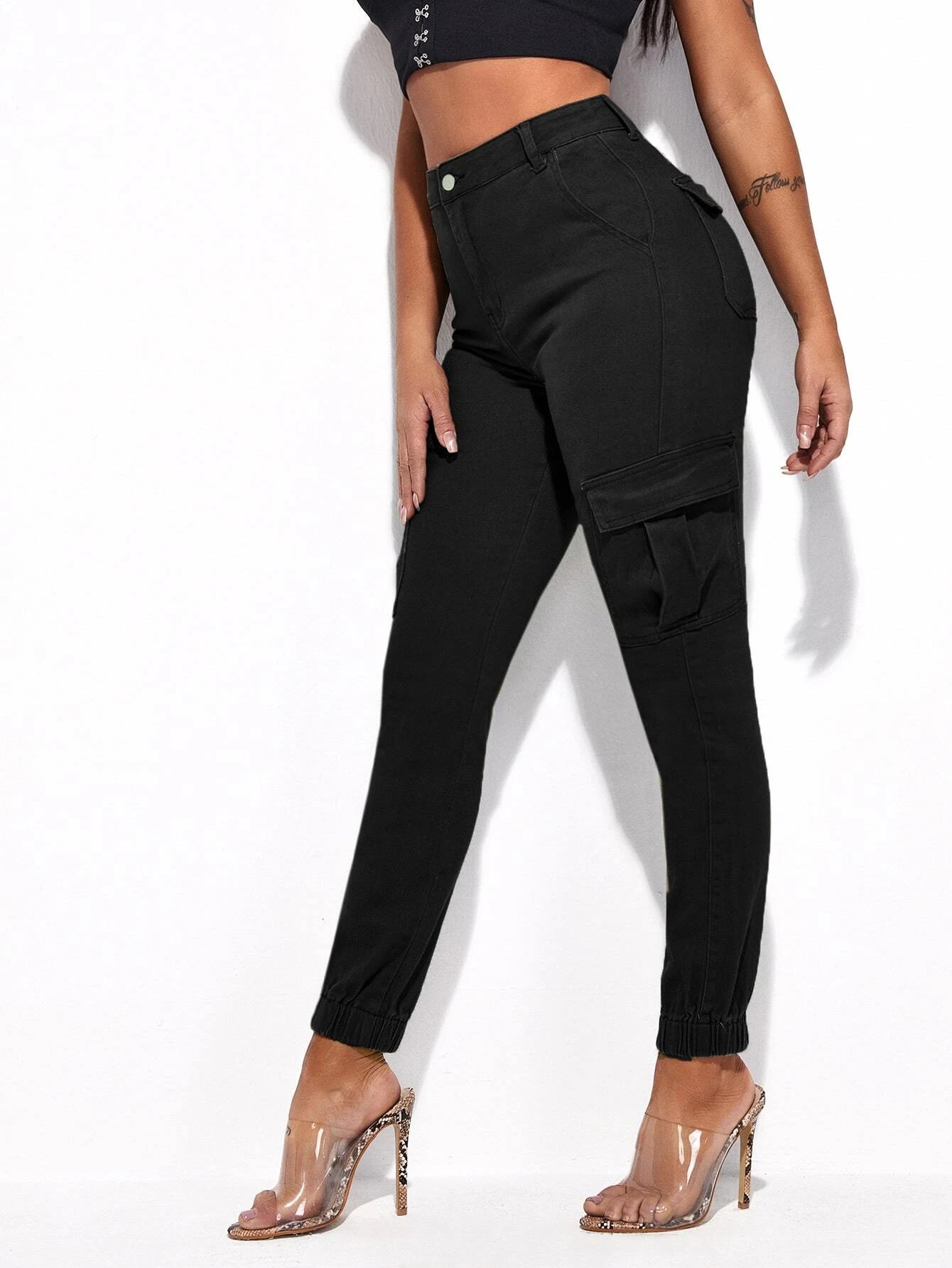 Plain Flap Pocket Jeans – back view detail
