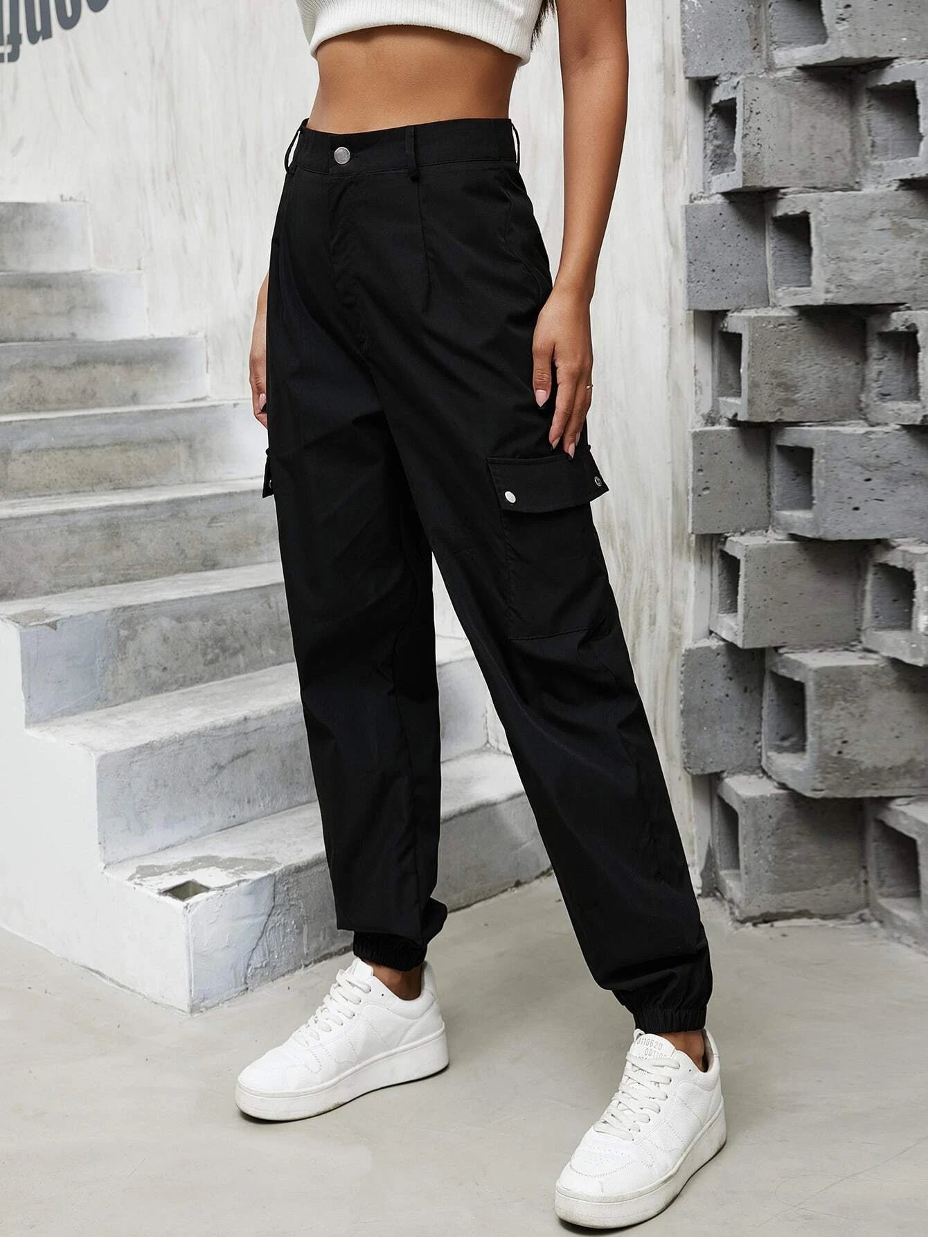 Solid Colored Pocket Cargo Pant – women's cargo pants front view