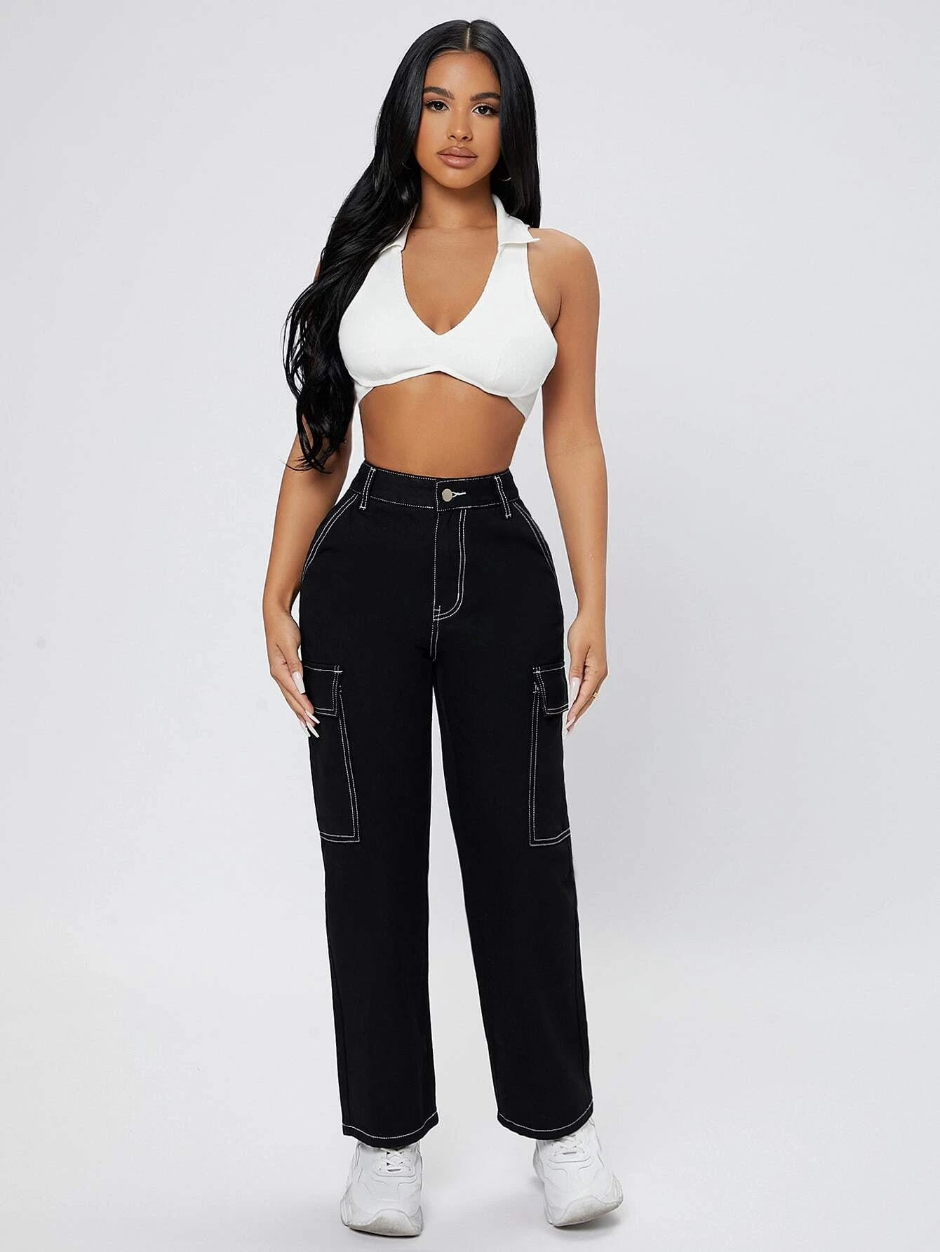 High Straight Cargo Jeans – pocket detail close-up