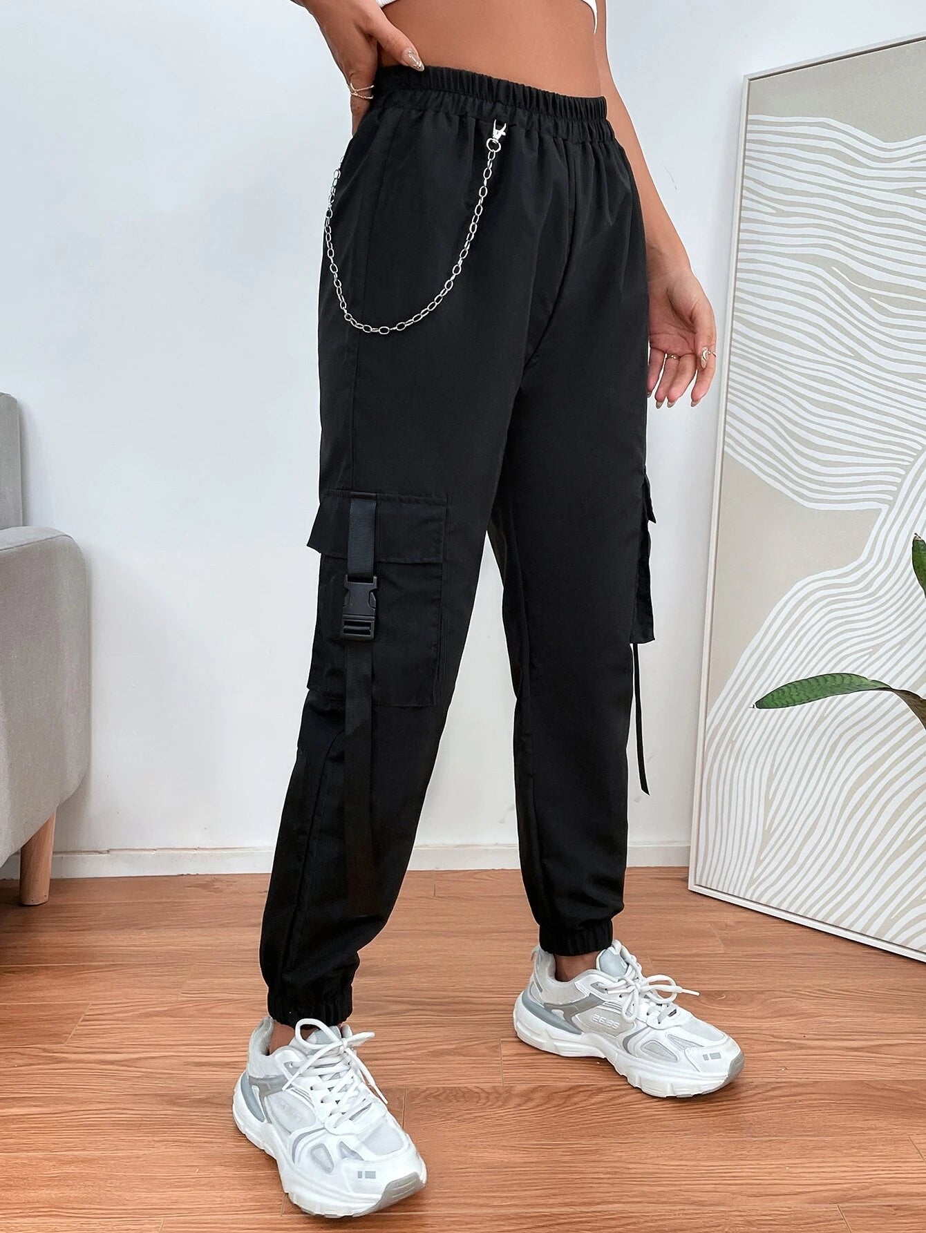 Chain Detail Flap Pocket Buckle Pants – back view detail