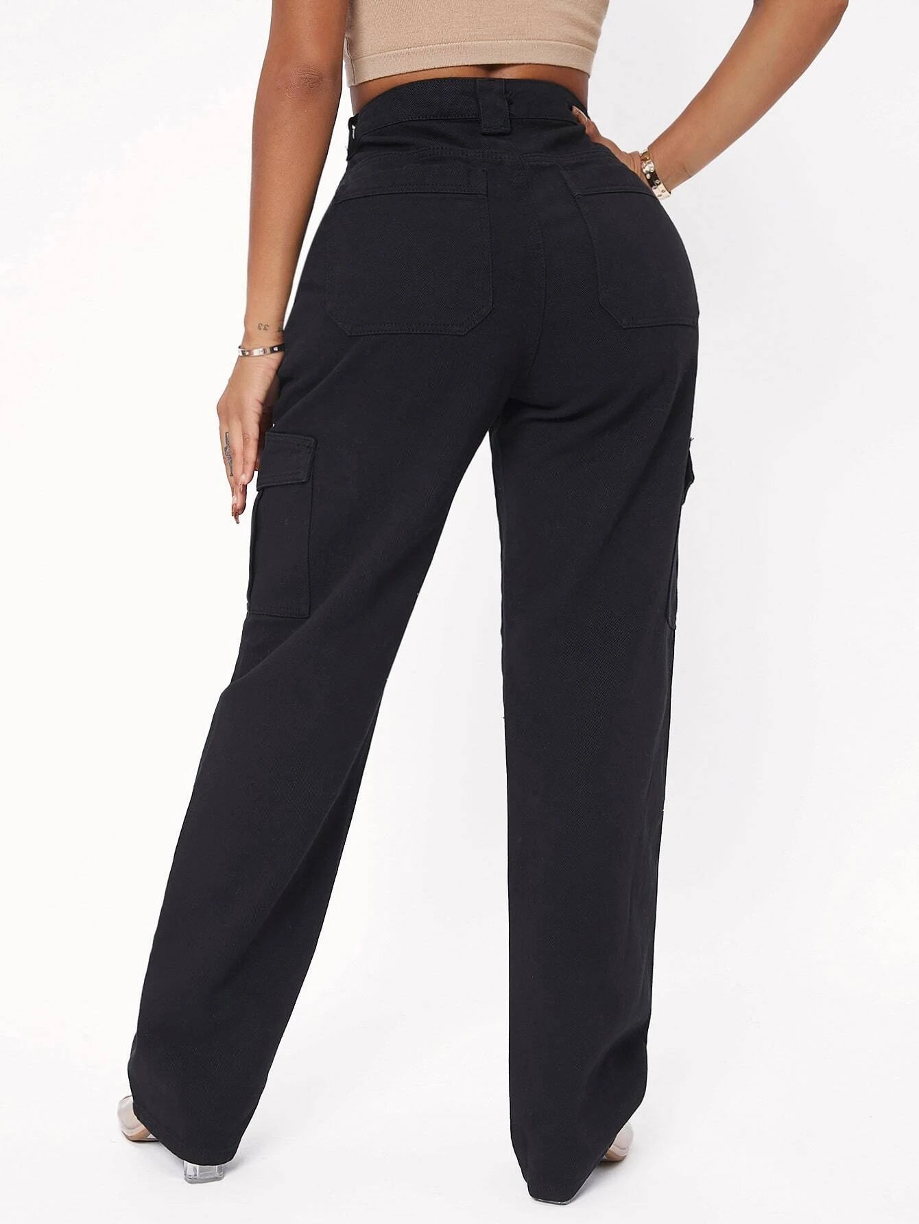 Flap Pocket Side Cargo Jeans – model wearing view