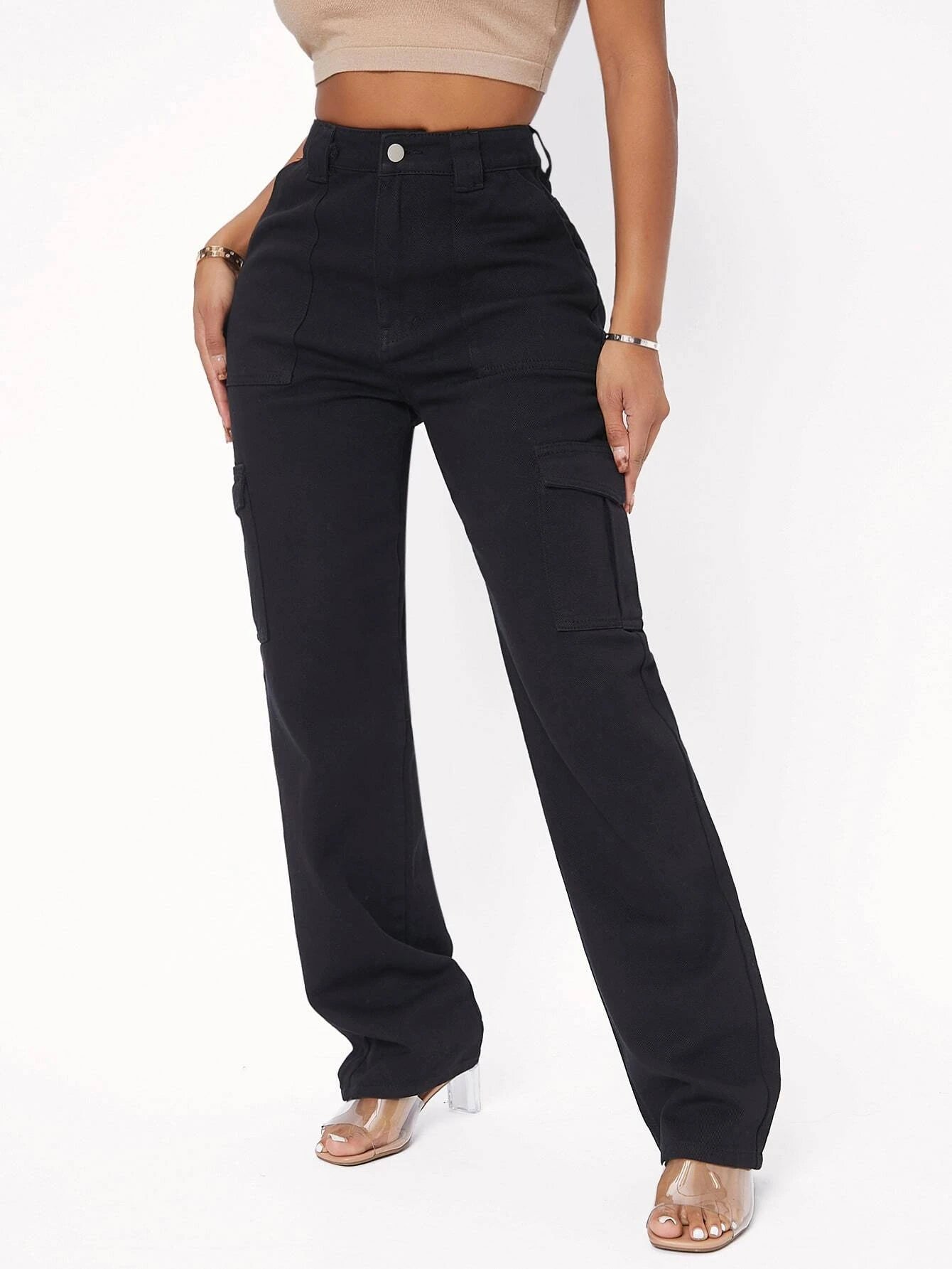 Flap Pocket Side Cargo Jeans – fit and style view