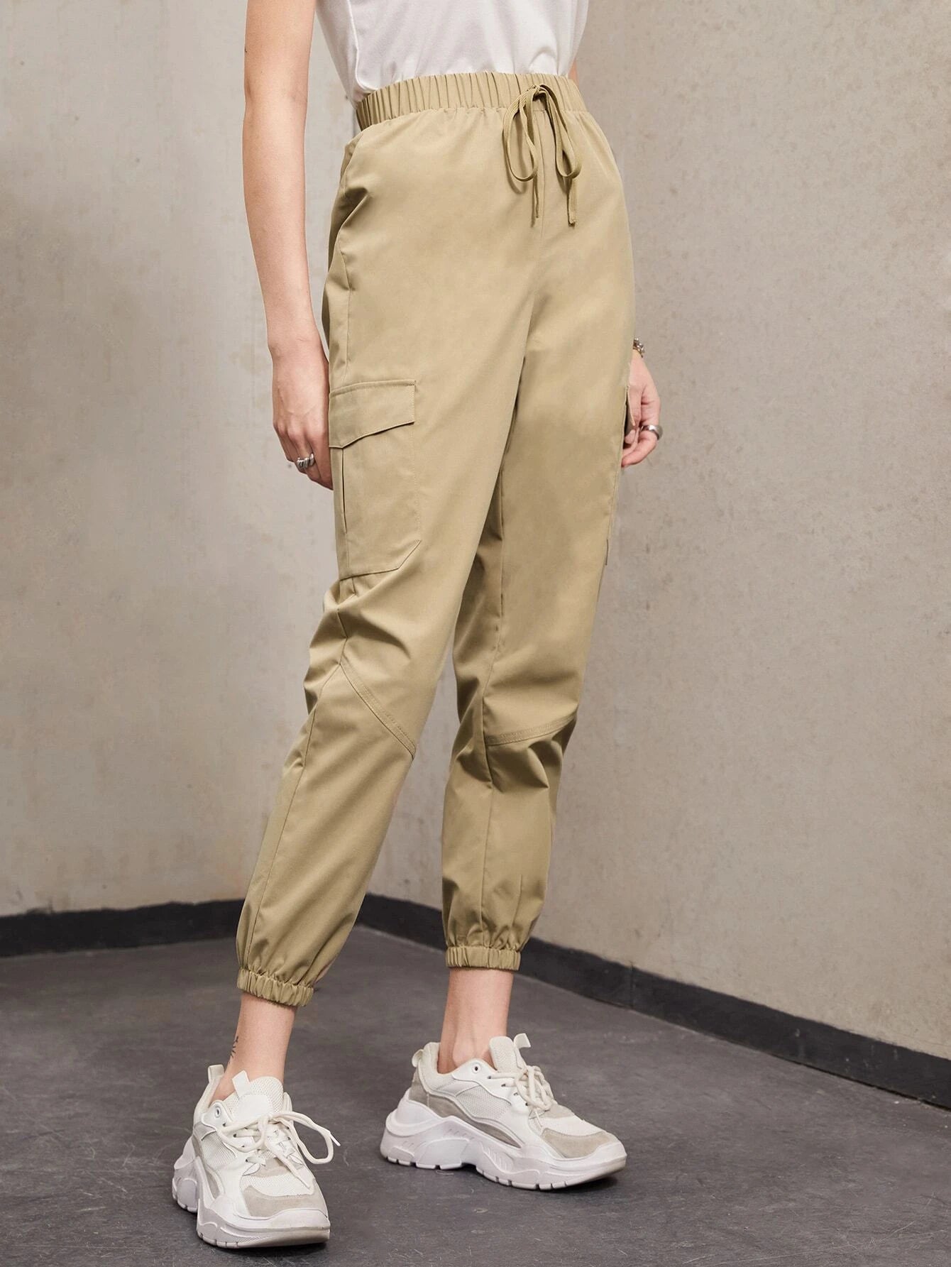 Flap Pocket Cropped Pants – women's cargo pants front view