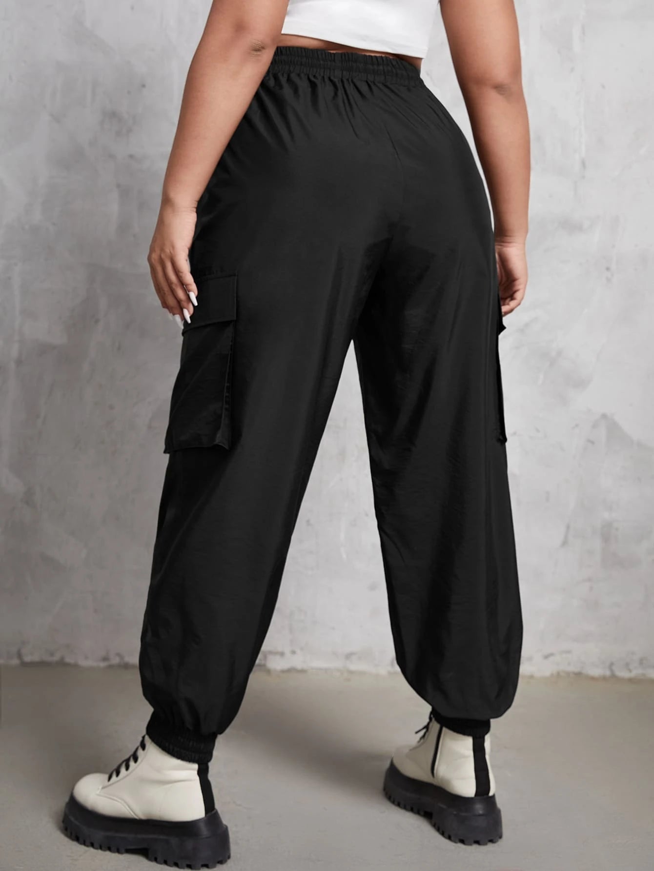 Drawstring Waist Flap Pocket Pants – back view detail