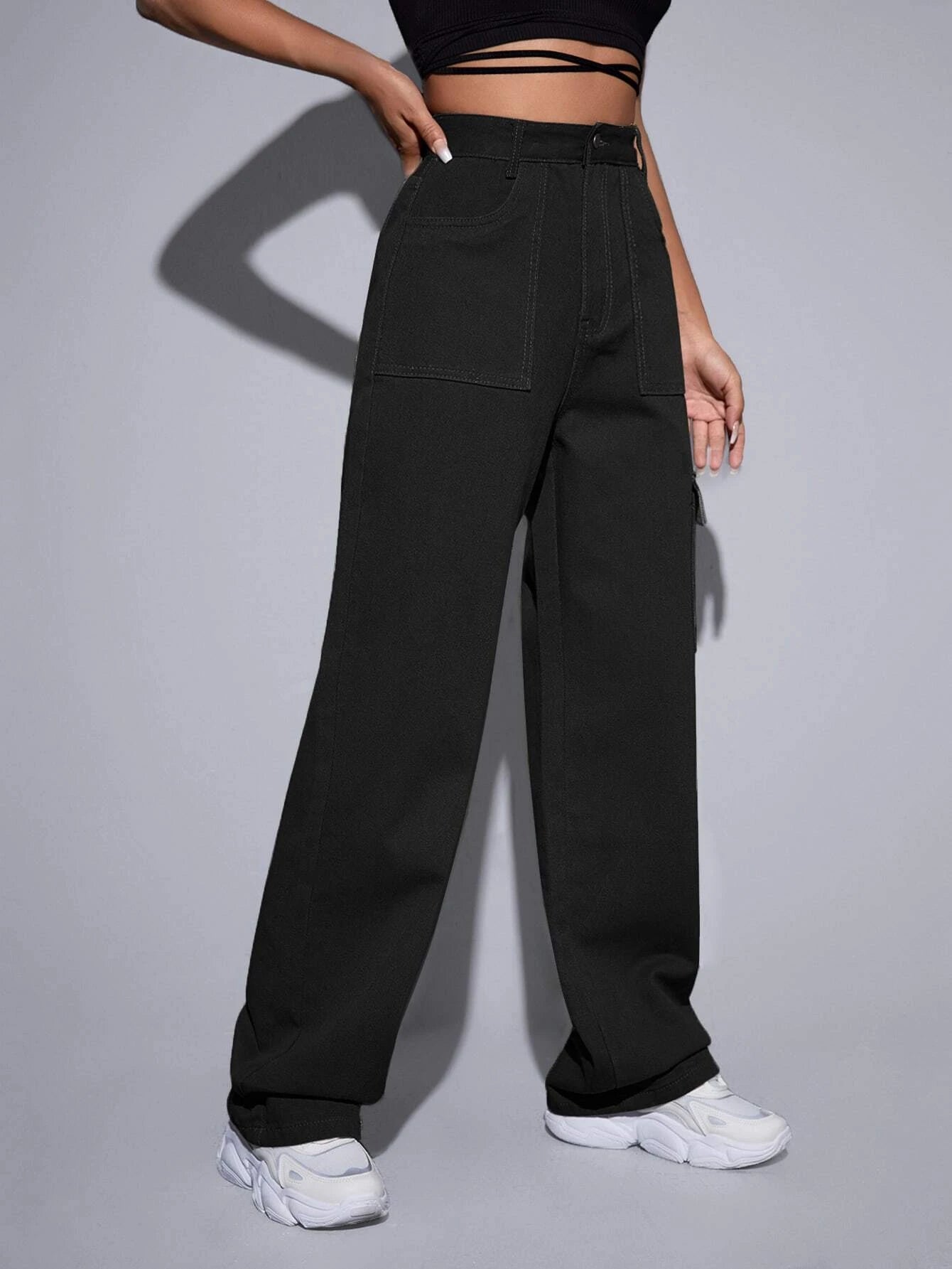 High Waist Button Cargo Jean – waistband detail