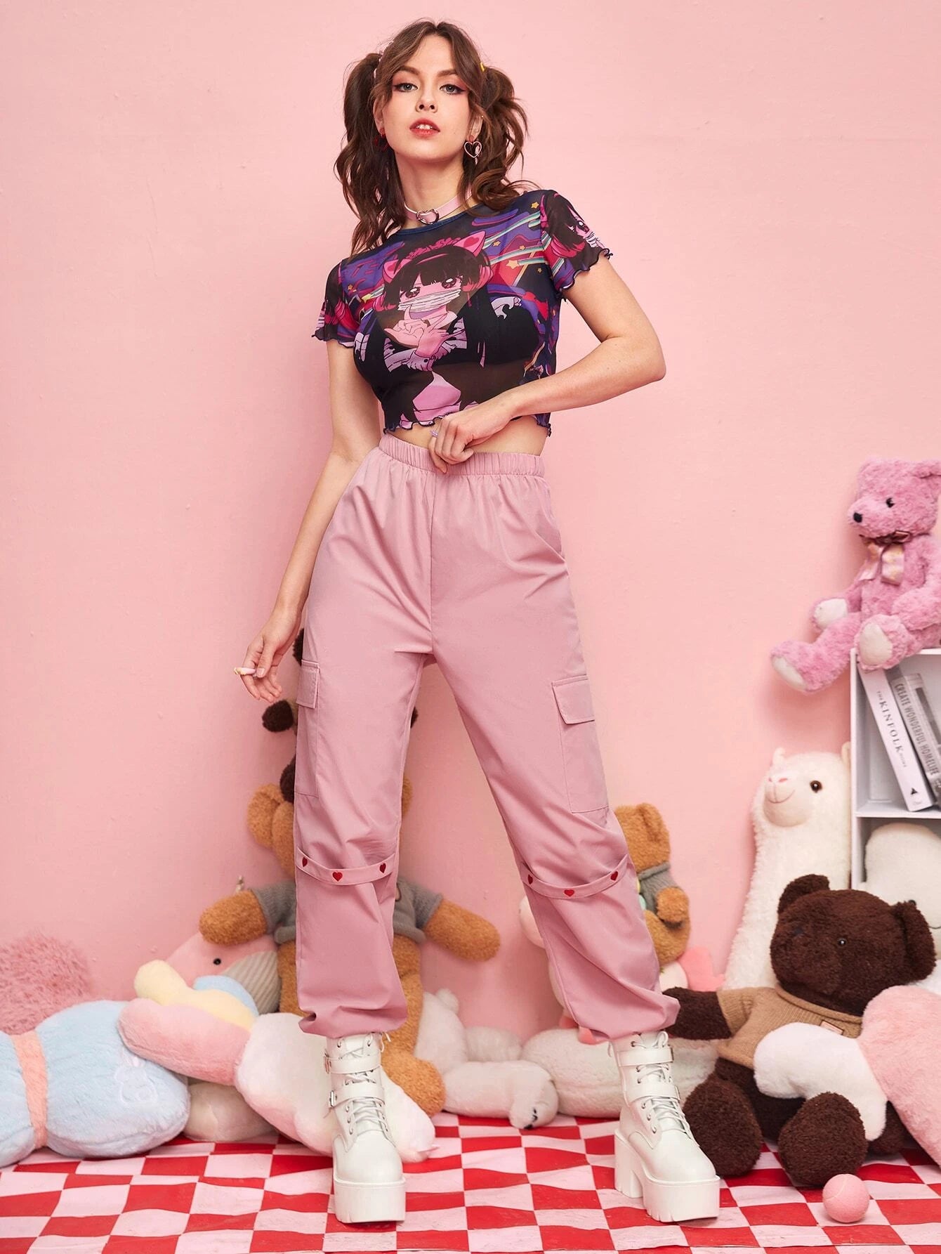 Embroidery Cargo Pants – pocket detail close-up