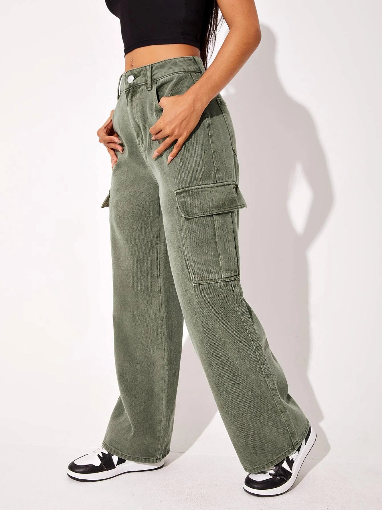 Plain Flap Pocket Cargo Jeans Style 4 – back view detail