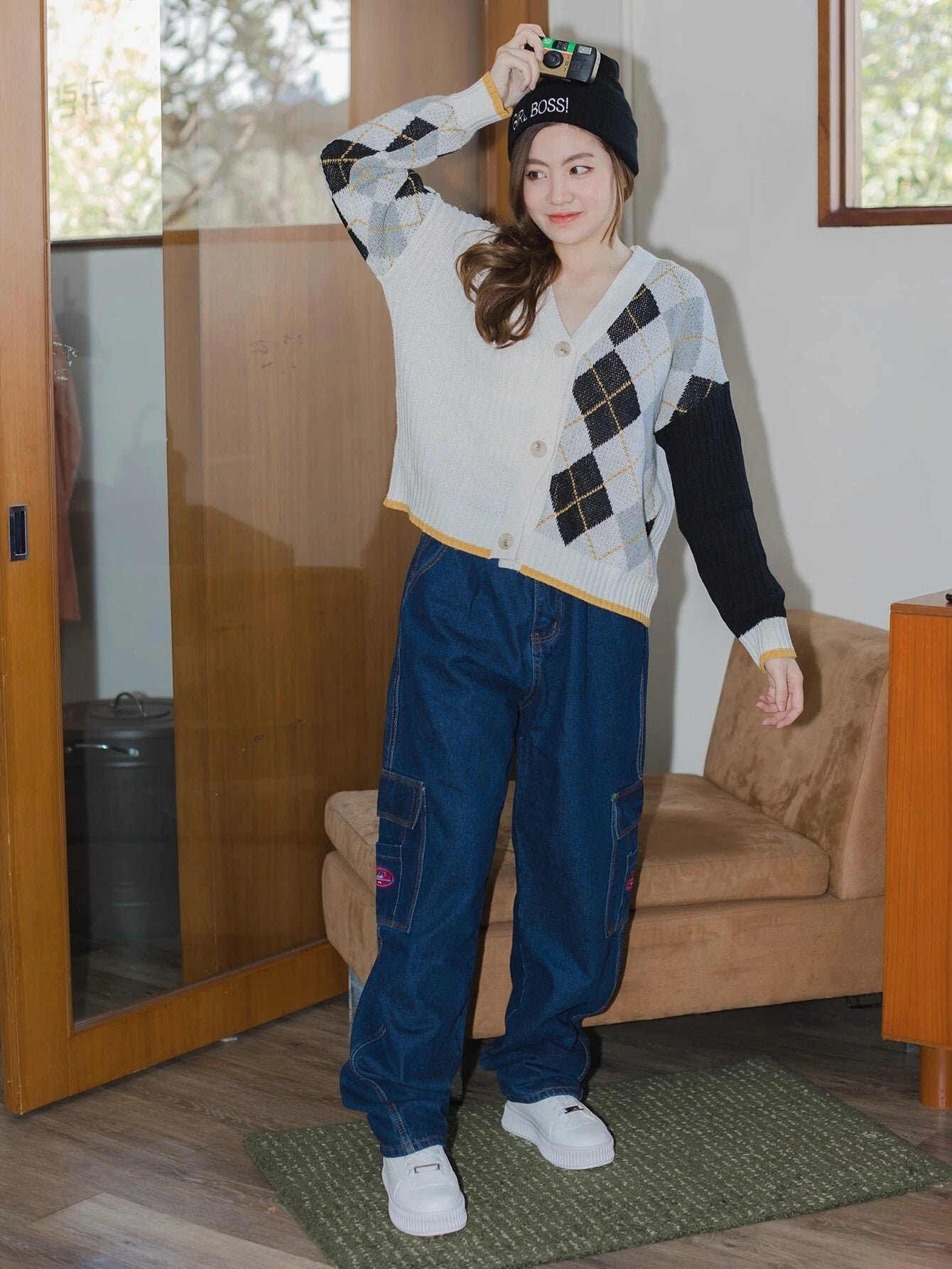 Patched Detail Flap Pocket Jean – lifestyle view 14