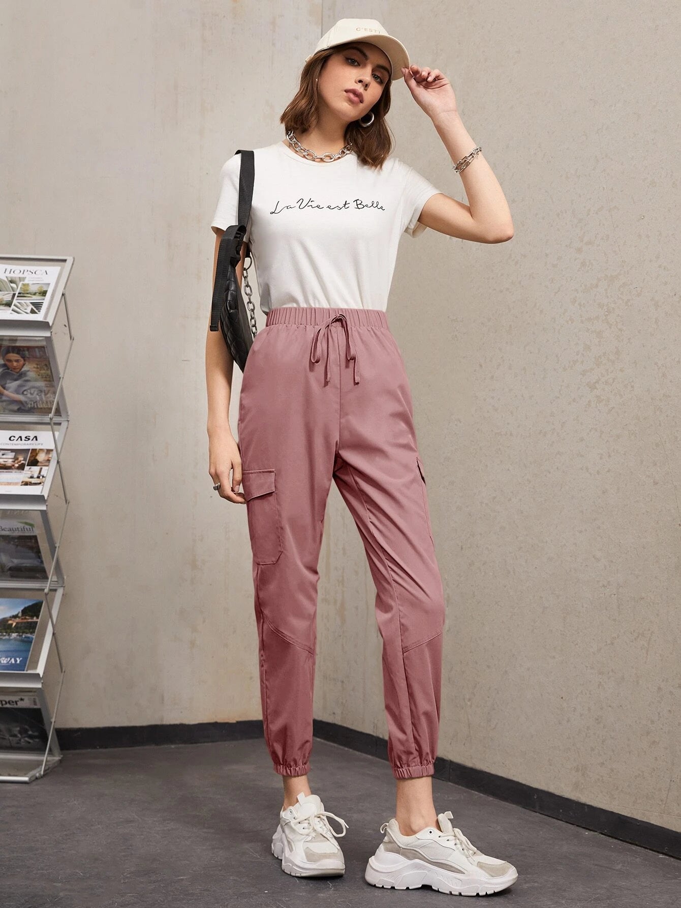 Flap Pocket Cropped Cargo Pant – pocket detail close-up