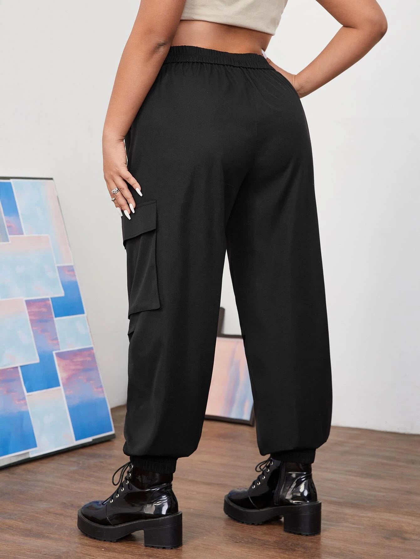 Slant Pocket Pants – side profile view