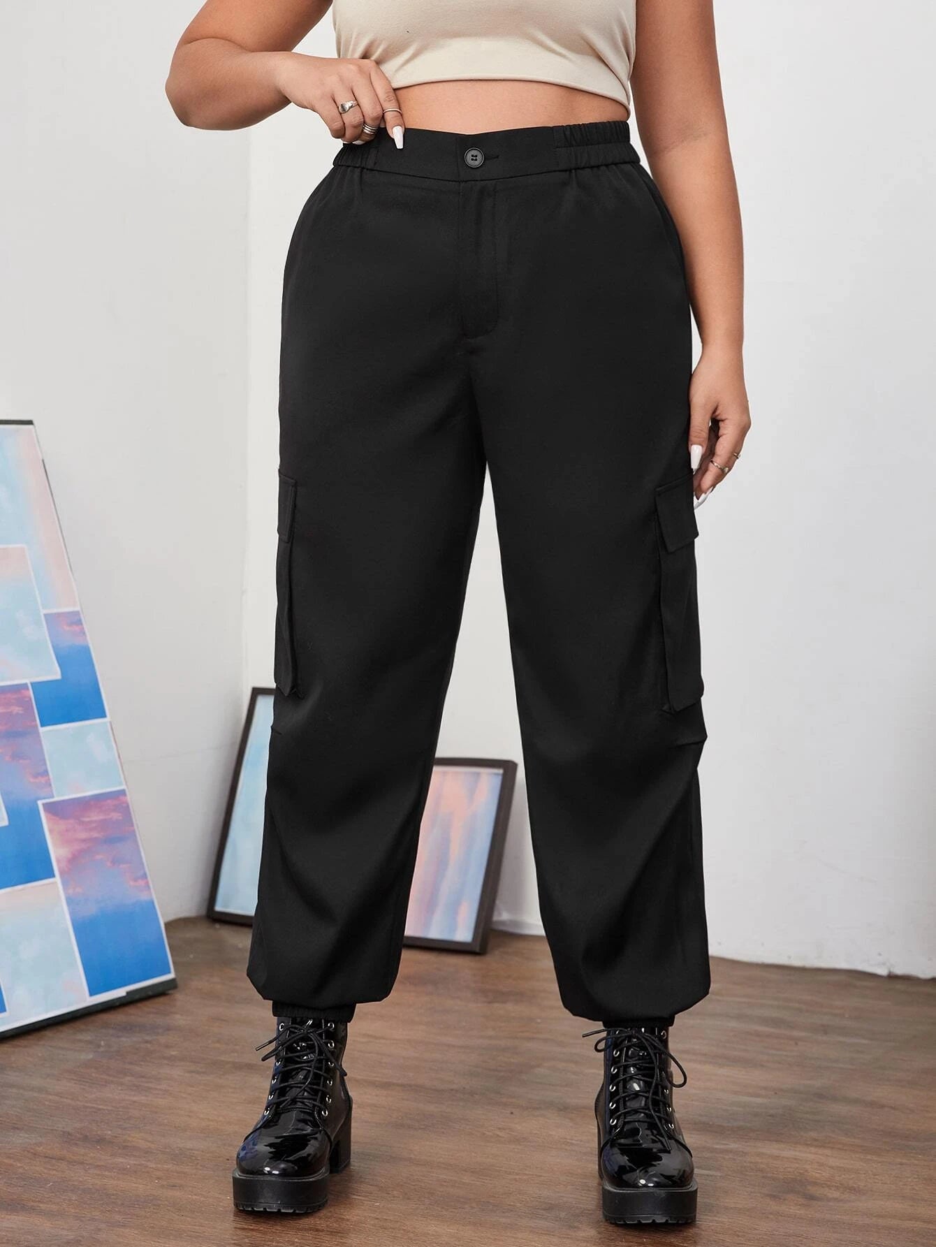 Slant Pocket Pants – waistband detail