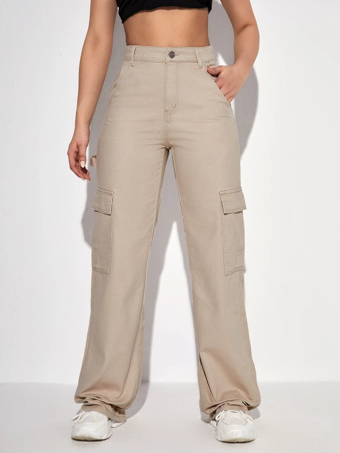 Classic Fit Zippered Denim Cargo Pants – side profile view