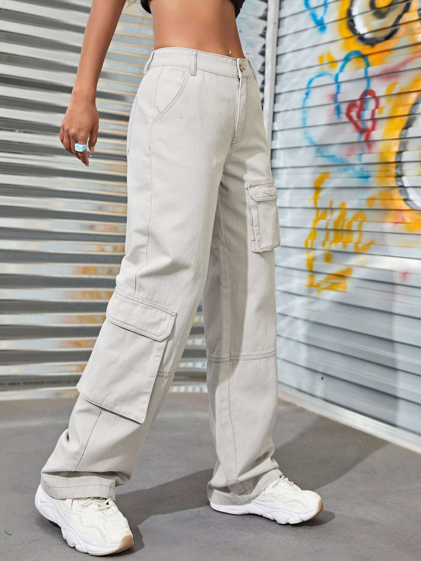 Wide Length Cargo Jeans – pocket detail close-up