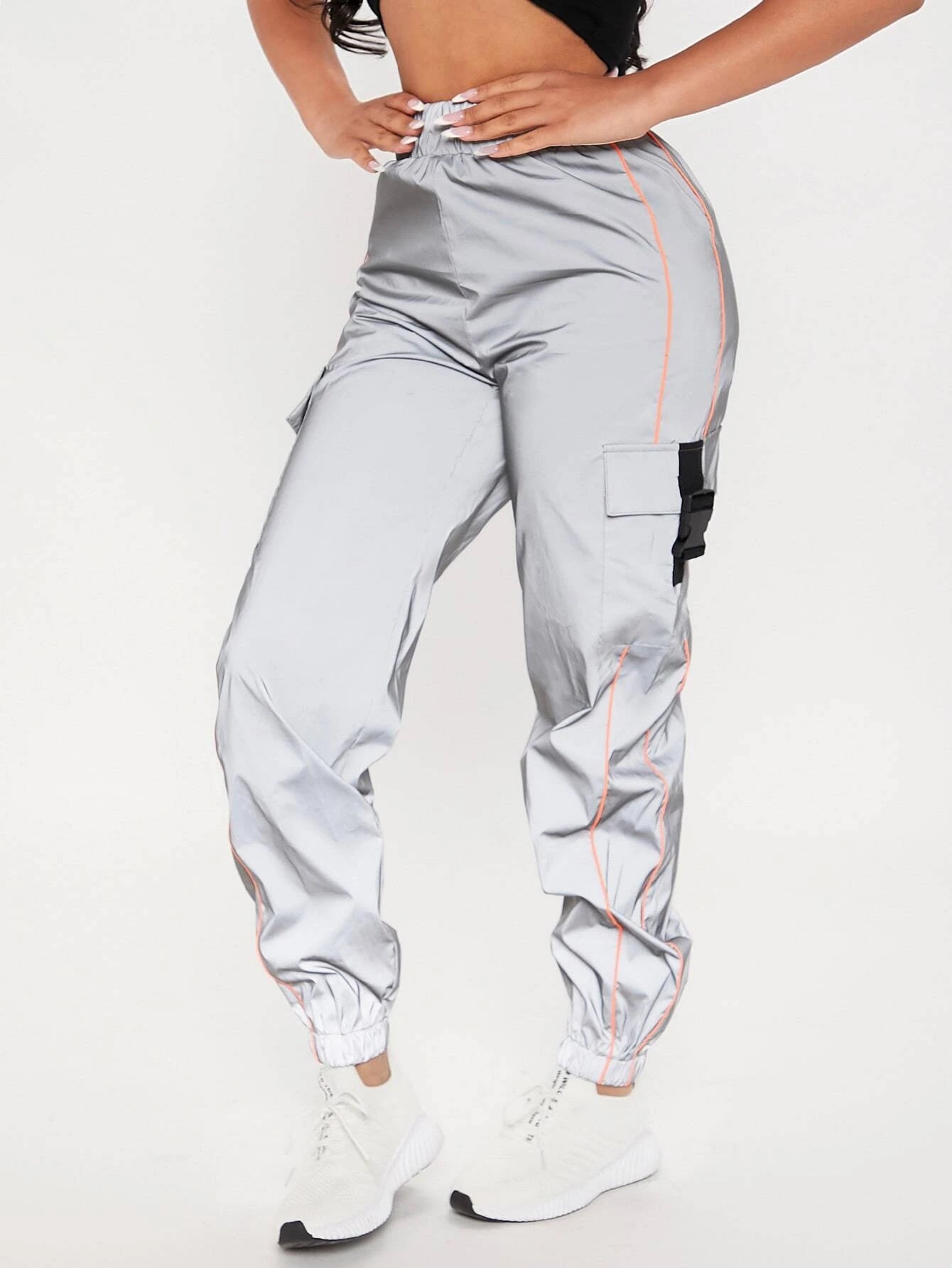 Flap Pocket Buckle Cargo Pants – waistband detail