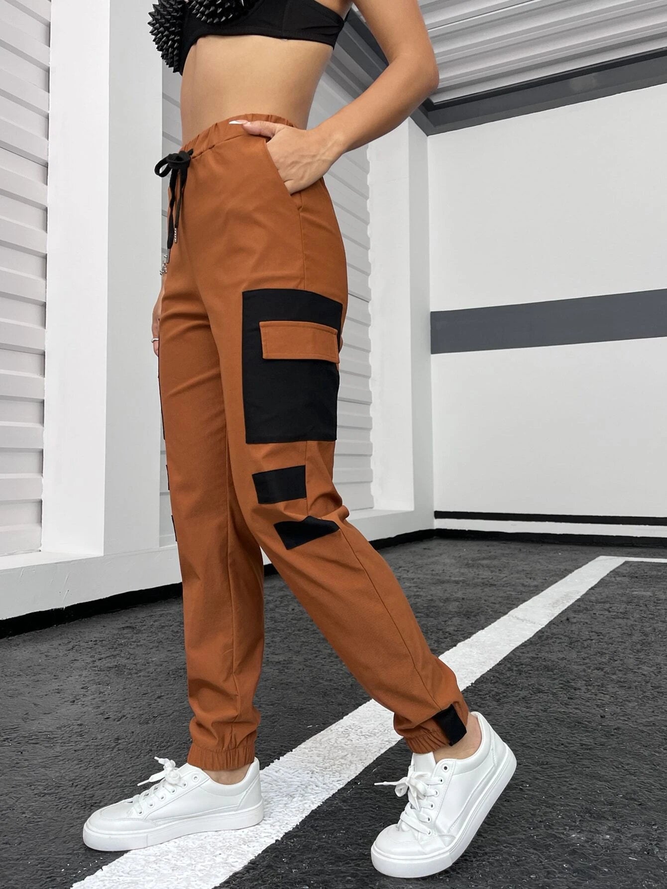 Cargo Pants With Drawstring Waistband – model wearing view