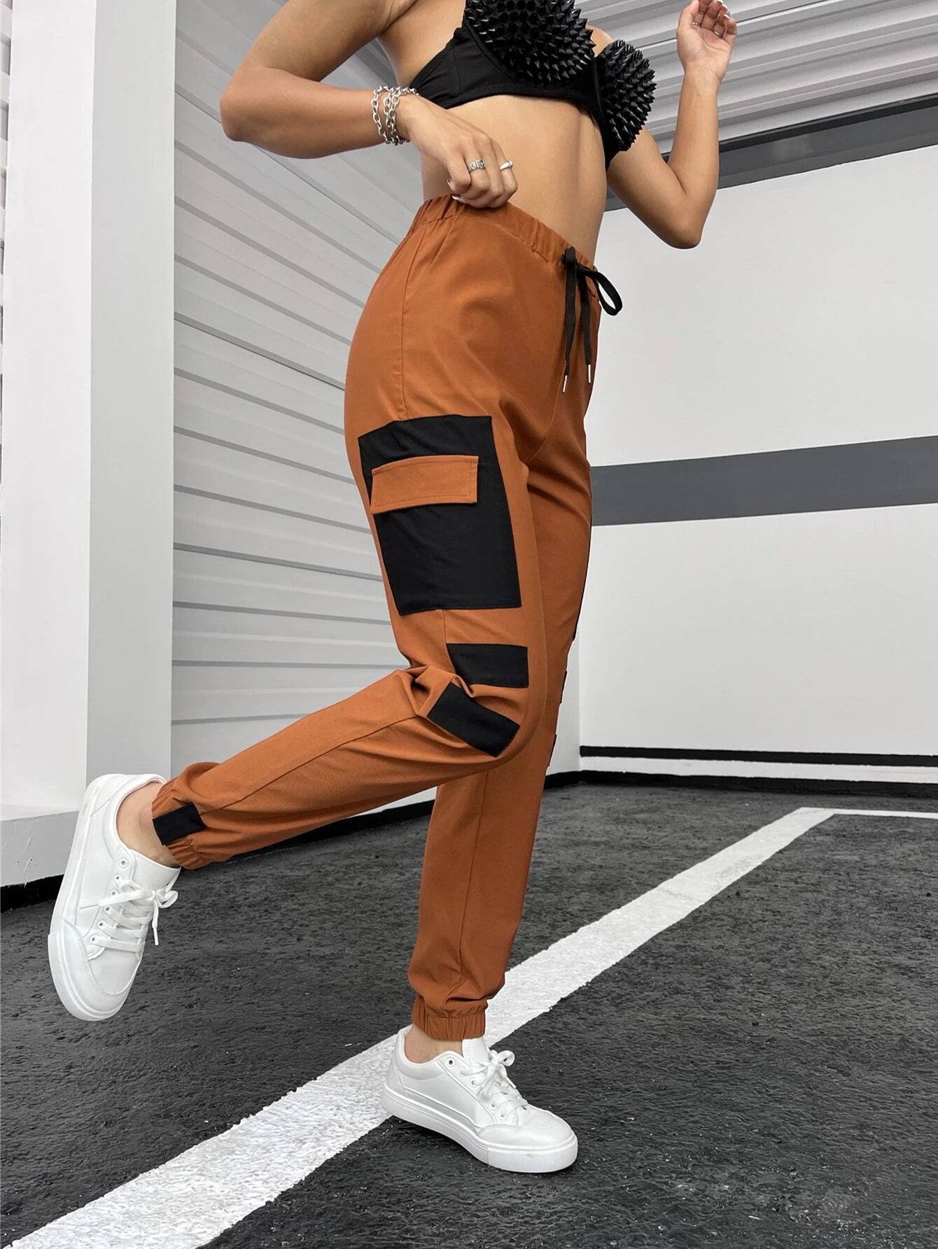 Cargo Pants With Drawstring Waistband – fit and style view