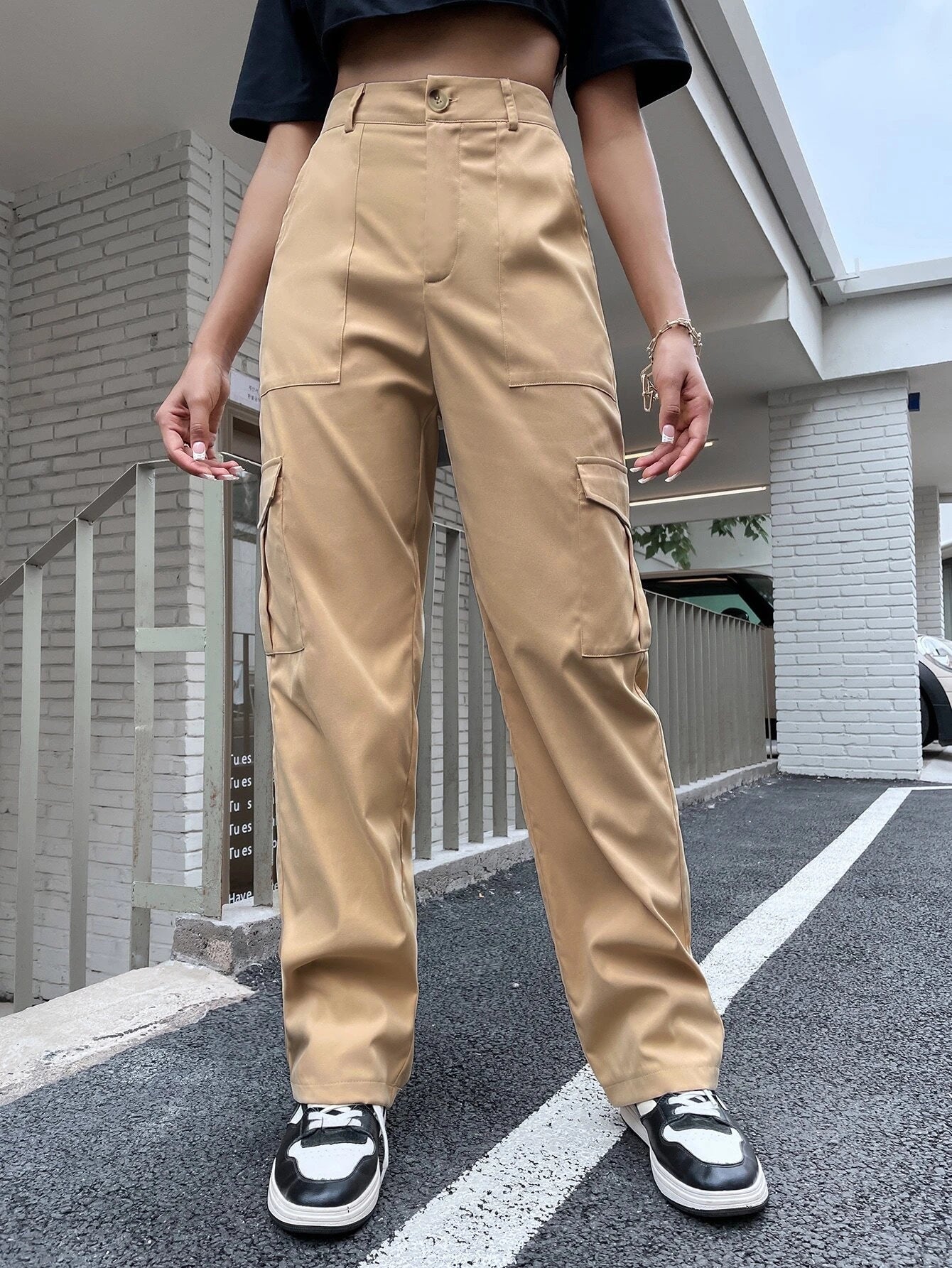 Regular Fit Non Stretch Cargo Pants – full length outfit view